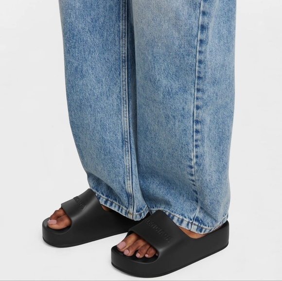 💯 New Original BALENCIAGA Logo rubber platform slides - Picture 5 of 11